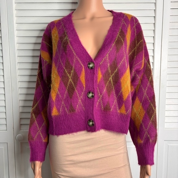 New DAYDREAMER Fuchsia Sunset Argyle Cardigan Size Small - Picture 2 of 9